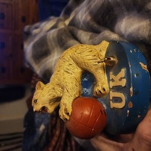 Vintage UK Wildcat With Basketball Pen Holder Porcelin Desk Decoration
